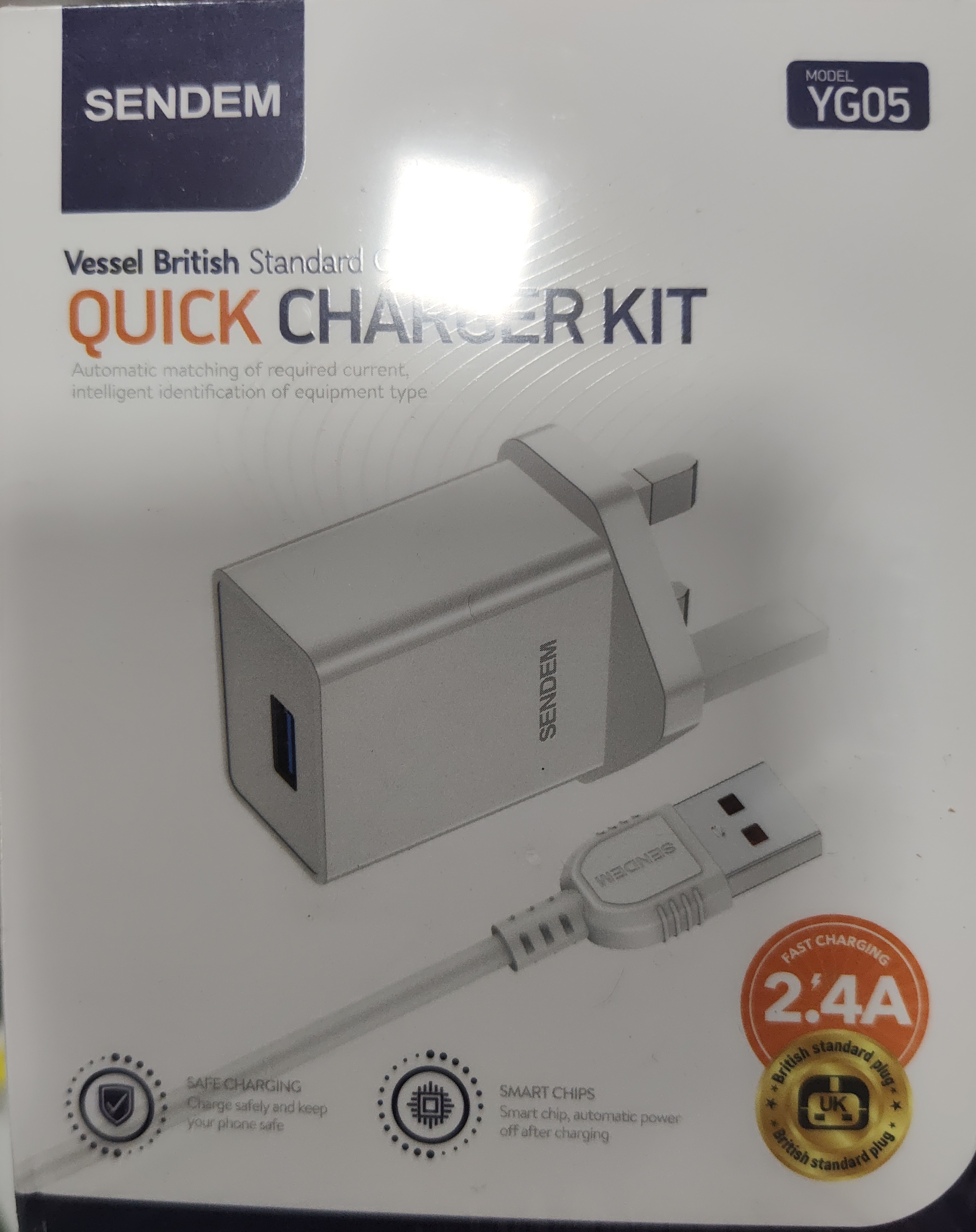 YG05 2.4A USB TO LIGHTING CHARGER