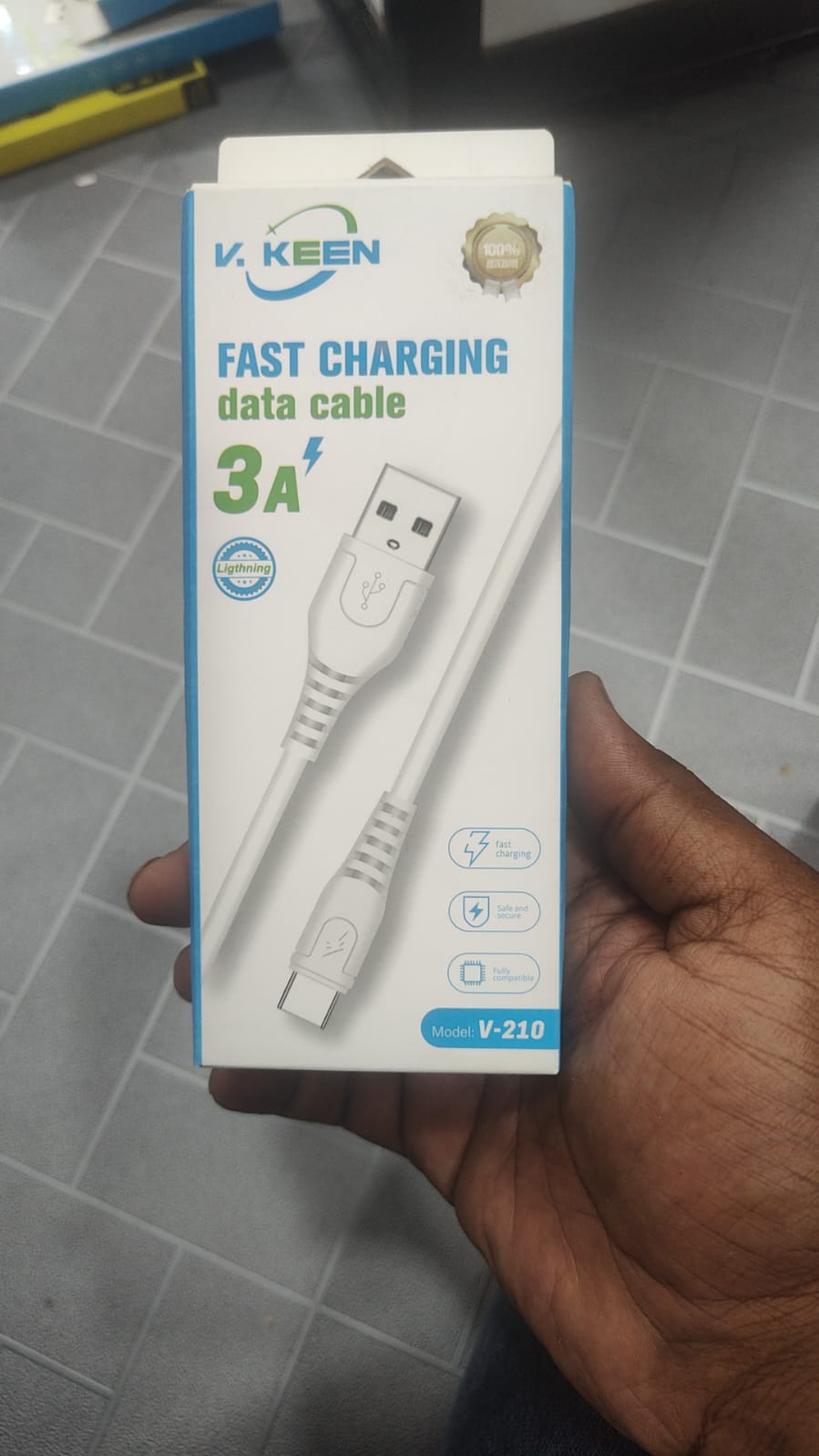 VKEEN V210 USB TO LIGHTING CABLE